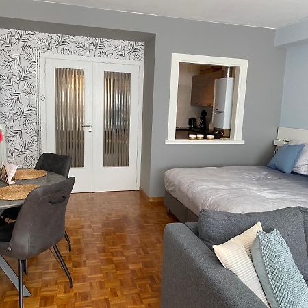 Studio Direct Aan Het Hoofdstrand Van Oostende - Naast Casino Apartment ภายนอก รูปภาพ