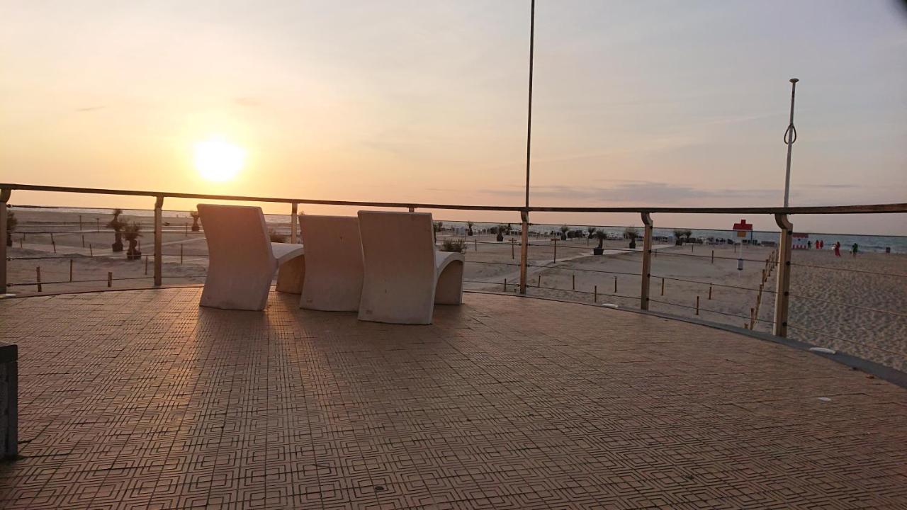 Studio Direct Aan Het Hoofdstrand Van Oostende - Naast Casino Apartment ภายนอก รูปภาพ